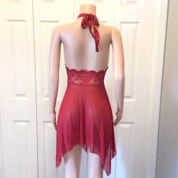 Womens Plus Size 2pc Sexy Red Keyhole Halter Neckline Nightie & Panty Set - Picture 8 of 13